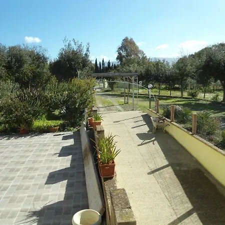 Tra Mare E Monti