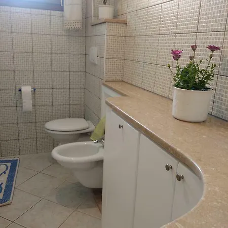 Tra Mare E Monti Apartamento